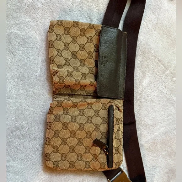 Gucci GG Canvas Belt Bag - Picture 6 of 14